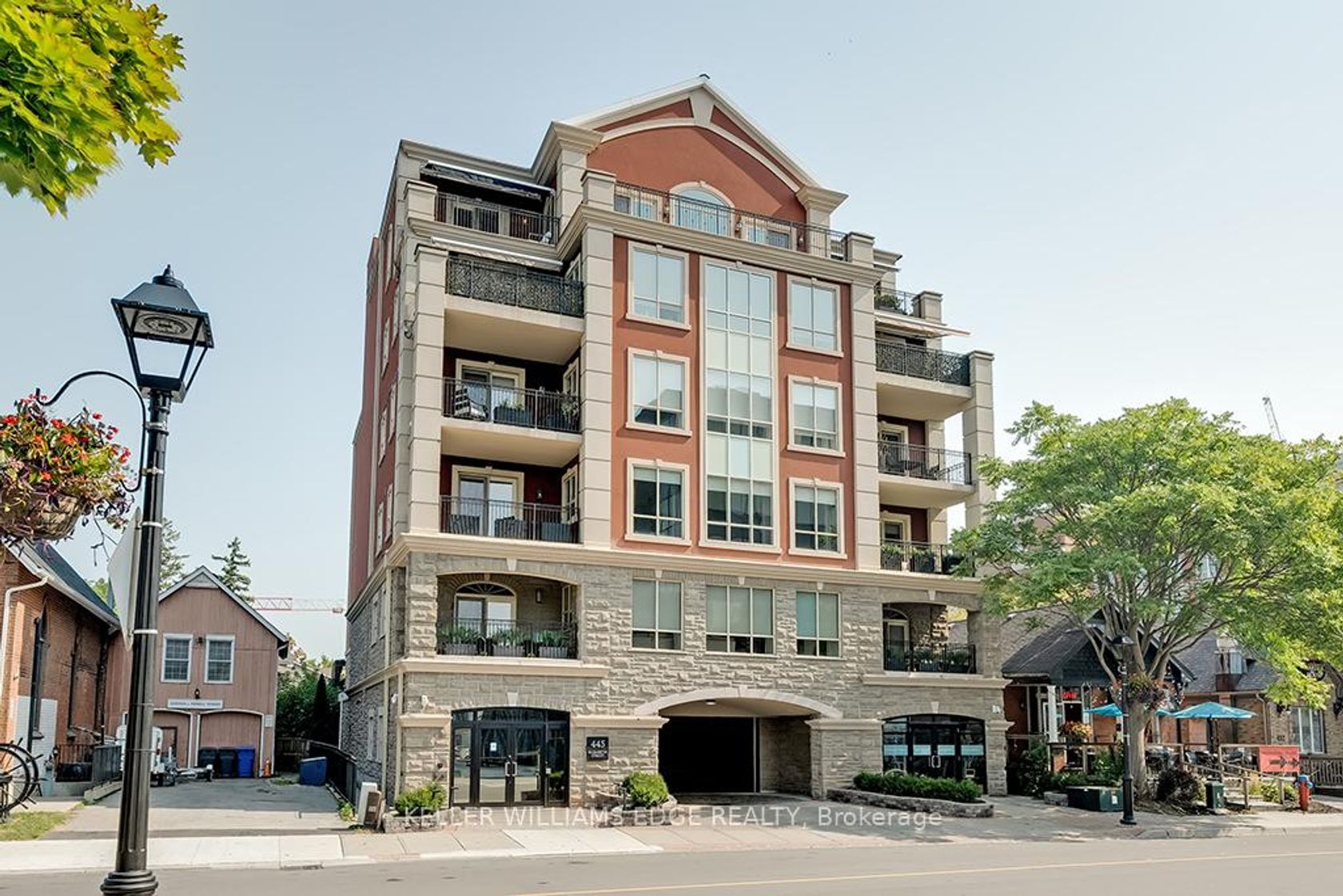 PH1 - 445 Elizabeth Street, Brant, Burlington 