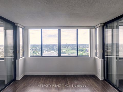 Photo 4 at 2102 - 2350 Bridletowne Circle, L'Amoreaux, Toronto