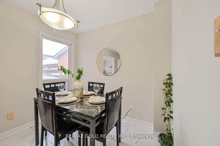 Photo 11 at 27 Buttercup Lane, Wellington, Brampton