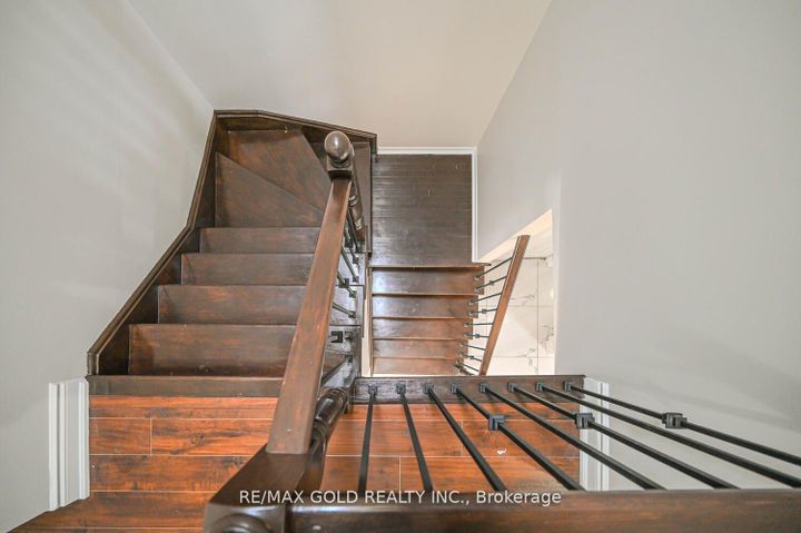 Photo 24 at 27 Buttercup Lane, Wellington, Brampton
