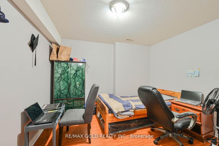 Photo 40 at 27 Buttercup Lane, Wellington, Brampton