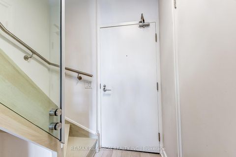 Photo 7 at 449 - 5 Hanna Avenue, Niagara, Toronto Photo 7 at 449 - 5 Hanna Avenue, Niagara, Toronto