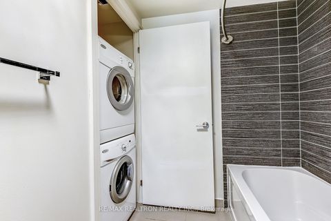 Photo 19 at 449 - 5 Hanna Avenue, Niagara, Toronto Photo 19 at 449 - 5 Hanna Avenue, Niagara, Toronto