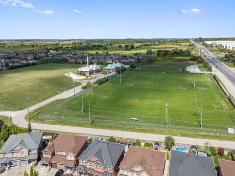 Photo 41 at 83 Treasure Hill Road, Maple, Vaughan
