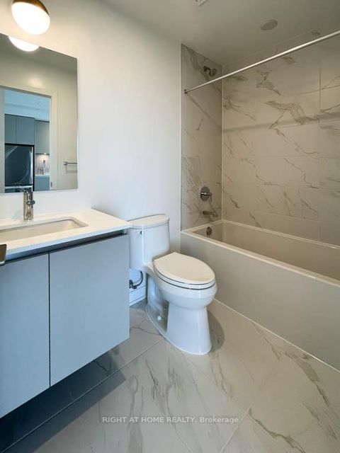 Photo 7 at 528 - 395 Dundas Street W, GO Glenorchy, Oakville