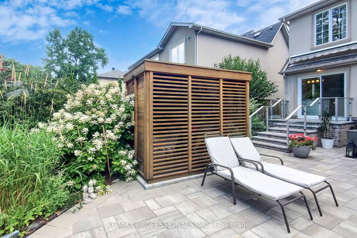 Photo 46 at 126 Laurel Avenue, City Centre West, Toronto
