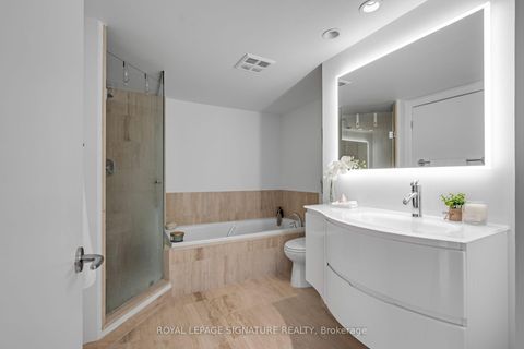Photo 18 at 411 - 3 McAlpine Street, Annex, Toronto