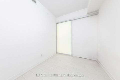 Photo 4 at 2202 - 19 Western Battery Road, Niagara, Toronto