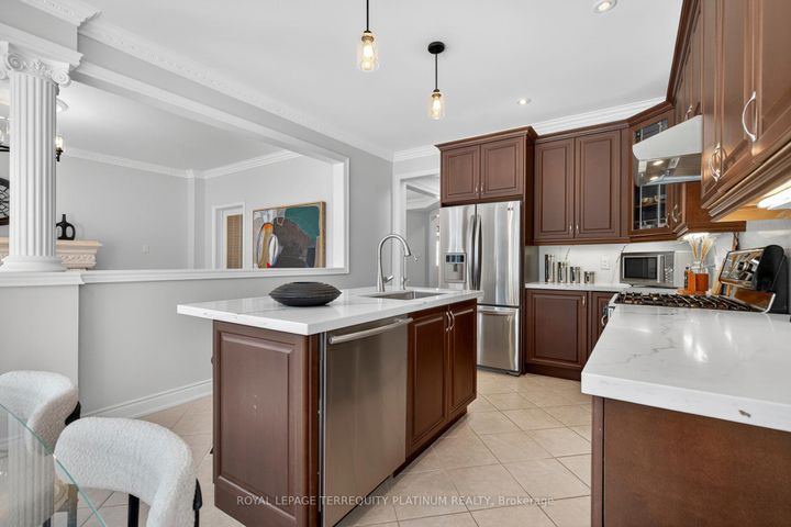 Photo 8 at 9 Maraca Drive, Rouge Woods, Richmond Hill