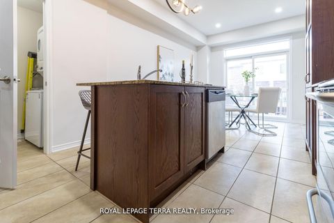 Photo 12 at 8 Graywardine Lane, Northeast Ajax, Ajax