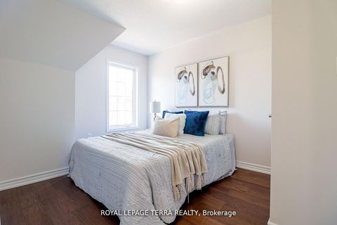Photo 26 at 8 Graywardine Lane, Northeast Ajax, Ajax