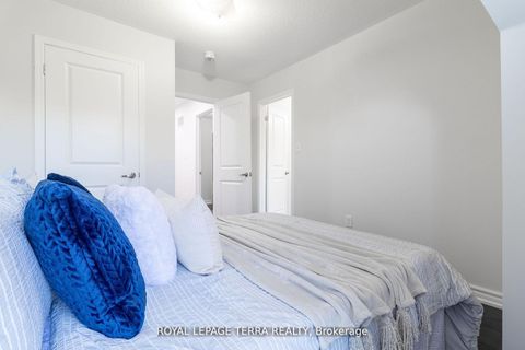 Photo 27 at 8 Graywardine Lane, Northeast Ajax, Ajax