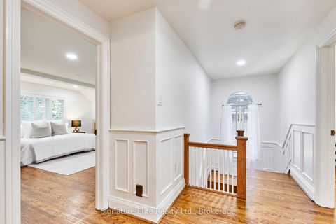 Photo 10 at 4 Baby Point Terrace, Lambton Baby Point, Toronto