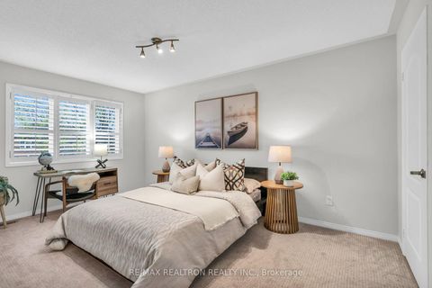 Photo 26 at 514 Menczel Crescent, Summerhill Estates, Newmarket