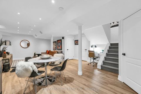 Photo 31 at 514 Menczel Crescent, Summerhill Estates, Newmarket