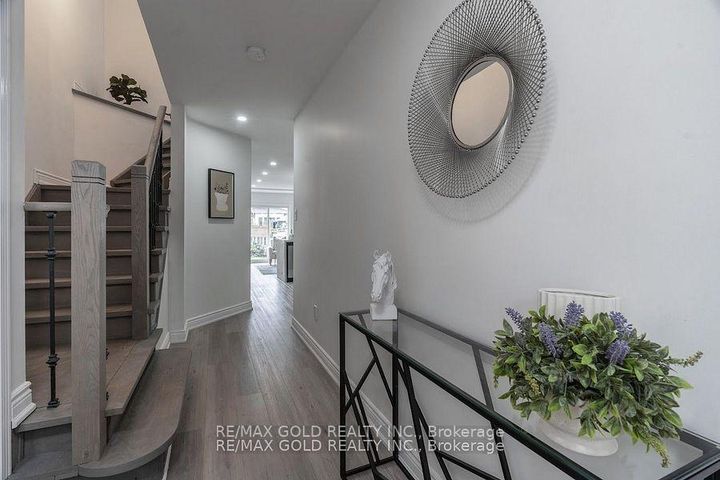 Photo 2 at 7 Harding Street, Georgetown, Halton Hills
