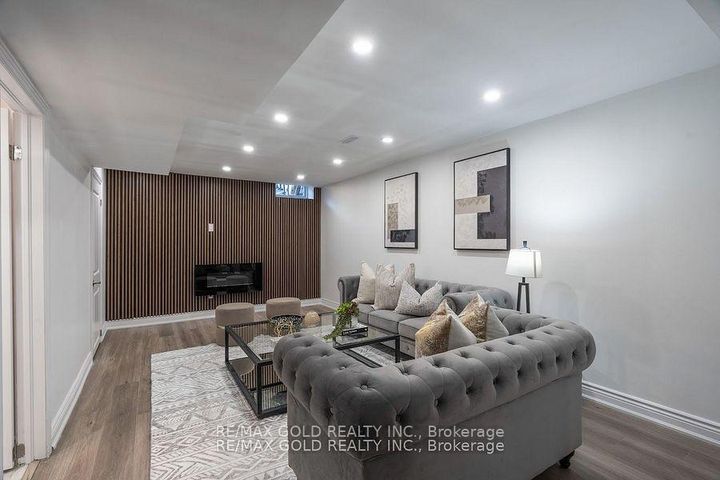 Photo 34 at 7 Harding Street, Georgetown, Halton Hills