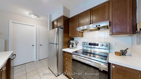 Photo 12 at 228 - 231 Fort York Boulevard, Niagara, Toronto