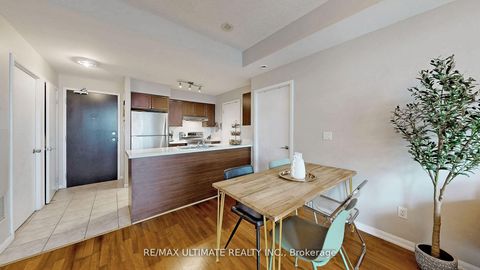 Photo 13 at 228 - 231 Fort York Boulevard, Niagara, Toronto