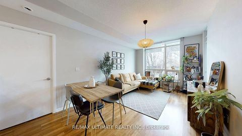 Photo 16 at 228 - 231 Fort York Boulevard, Niagara, Toronto