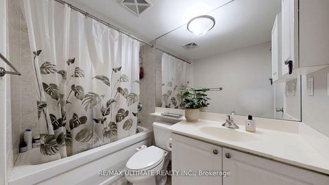 Photo 19 at 228 - 231 Fort York Boulevard, Niagara, Toronto