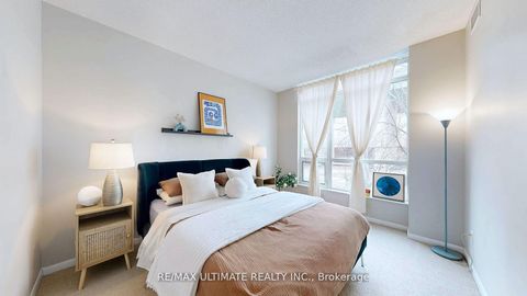 Photo 21 at 228 - 231 Fort York Boulevard, Niagara, Toronto
