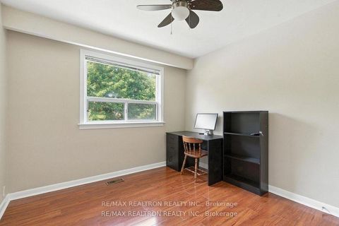 Photo 9 at 498 Midland Avenue, Cliffside, Toronto