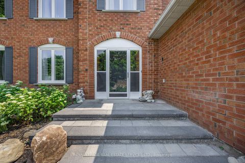Photo 3 at 3551 Wass Crescent, BR Bronte, Oakville