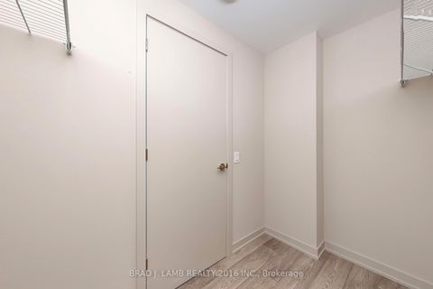 Photo 29 at 1701 - 458 Richmond Street W, Waterfront Communities C1, Toronto