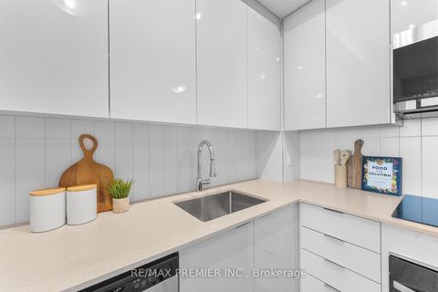 Photo 8 at 2617 - 10 Abeja Street, Concord, Vaughan