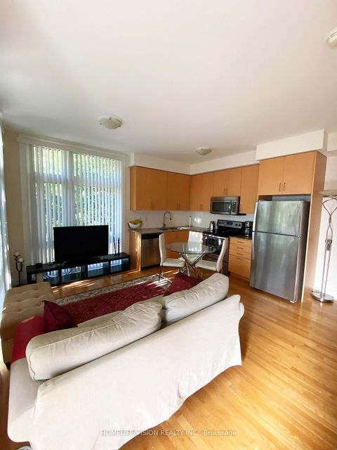 Photo 1 at 70 - 23 Eldora Avenue, Newtonbrook West, Toronto