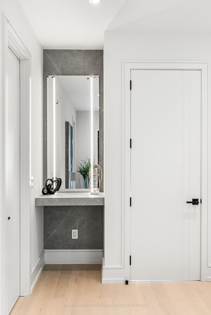 Photo 24 at 276 Horsham Avenue, Willowdale West, Toronto