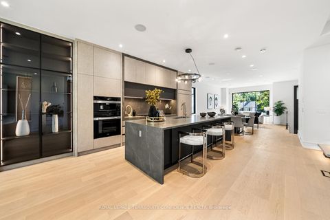 Photo 9 at 276 Horsham Avenue, Willowdale West, Toronto