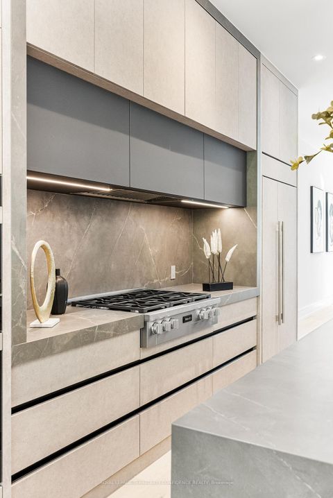 Photo 10 at 276 Horsham Avenue, Willowdale West, Toronto