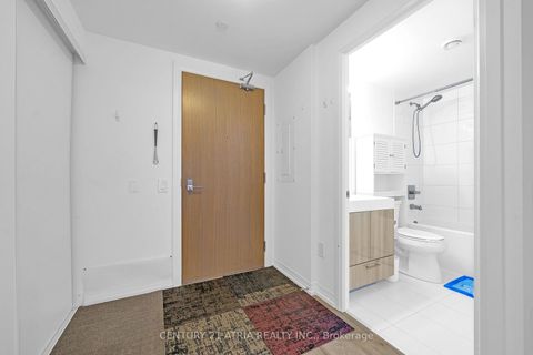 Photo 2 at 631 - 251 Jarvis Street, Yonge Corridor, Toronto