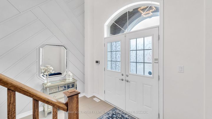 Photo 3 at 450 Brisdale Drive, Northwest Brampton, Brampton