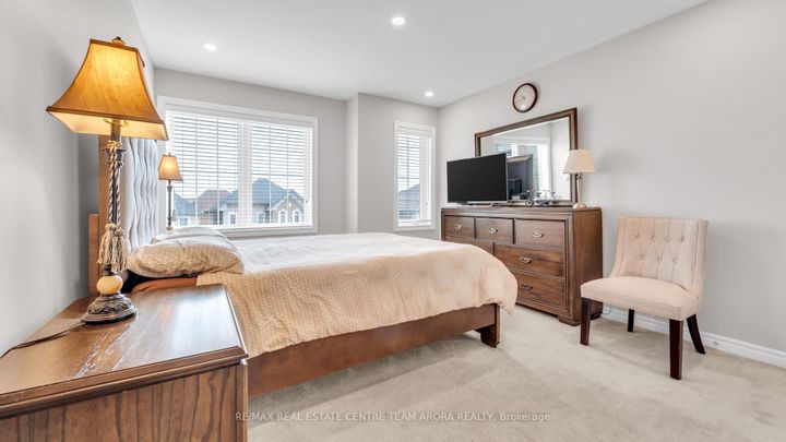 Photo 28 at 450 Brisdale Drive, Northwest Brampton, Brampton