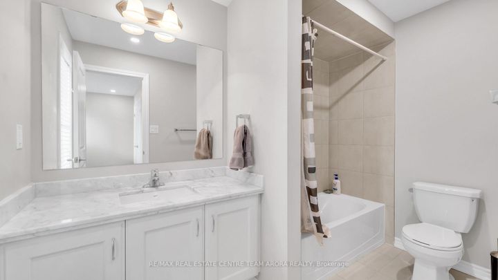 Photo 33 at 450 Brisdale Drive, Northwest Brampton, Brampton