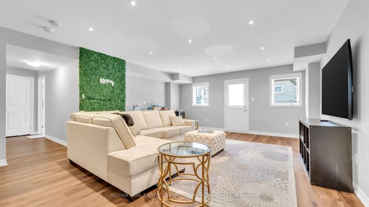 Photo 36 at 450 Brisdale Drive, Northwest Brampton, Brampton