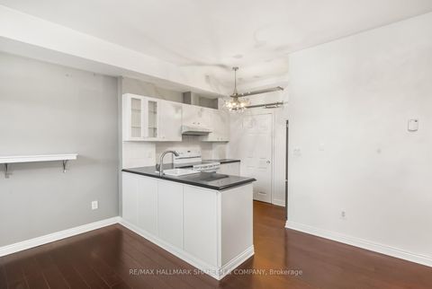 Photo 10 at 331 - 500 Richmond Street W, Waterfront Communities C1, Toronto