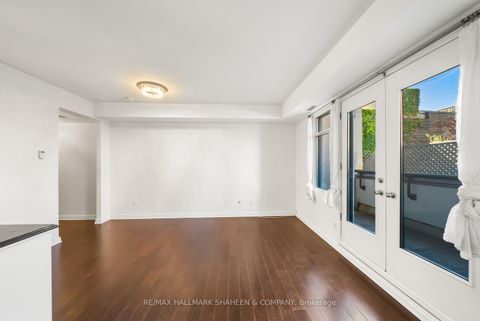 Photo 14 at 331 - 500 Richmond Street W, Waterfront Communities C1, Toronto