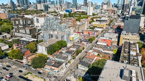 Photo 38 at 331 - 500 Richmond Street W, Waterfront Communities C1, Toronto