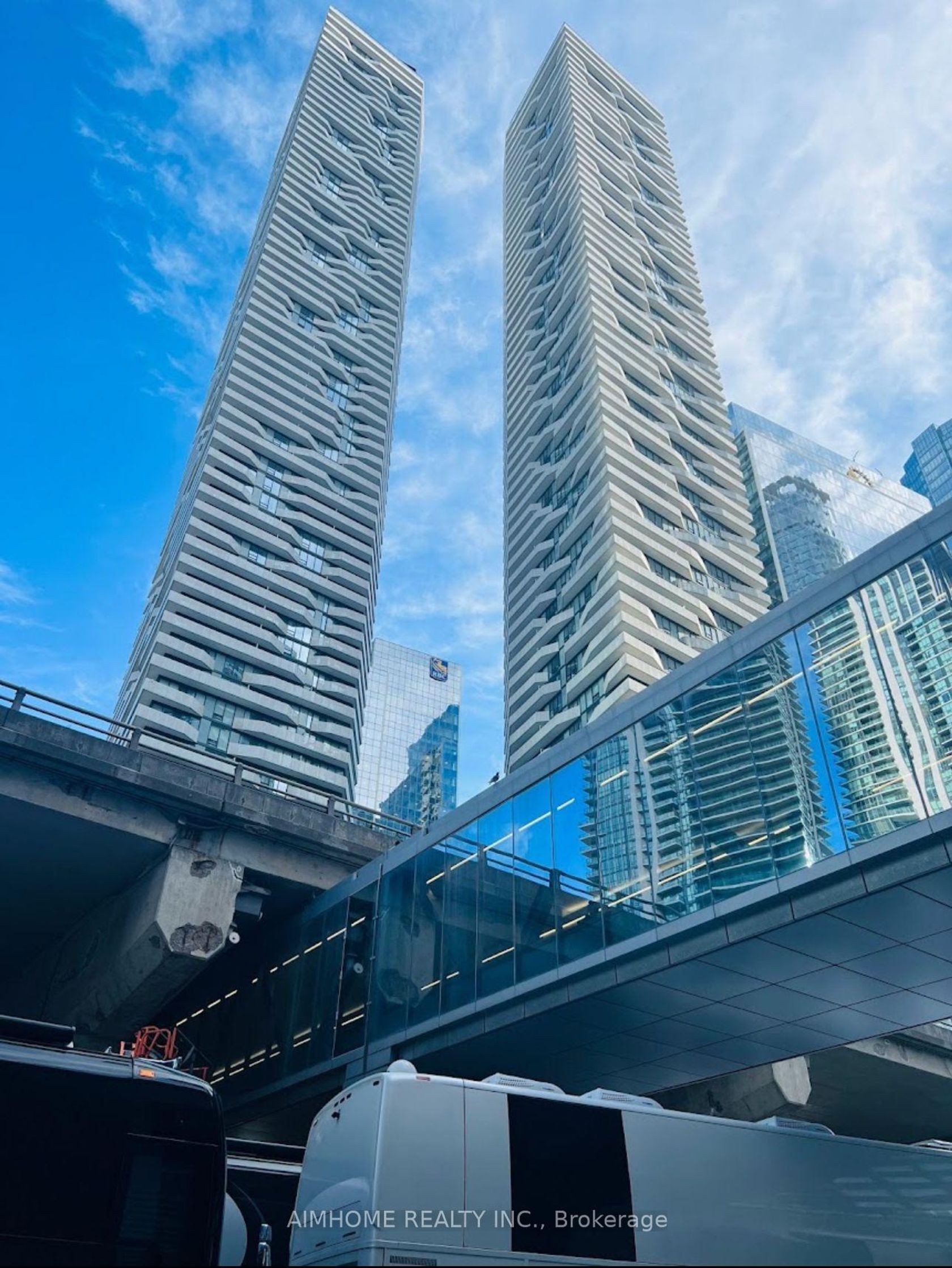 6506 - 100 Harbour Street, Waterfront Communities C1, Toronto 