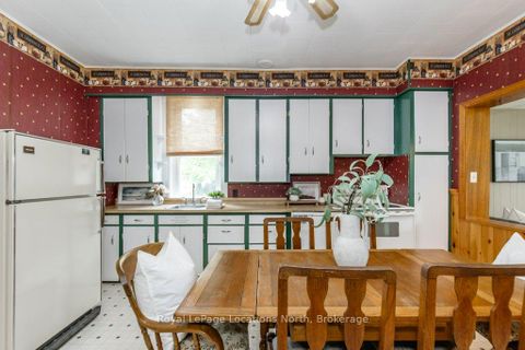 Photo 6 at 10 Wellington Street E, Creemore, Clearview