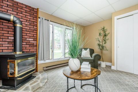 Photo 13 at 10 Wellington Street E, Creemore, Clearview