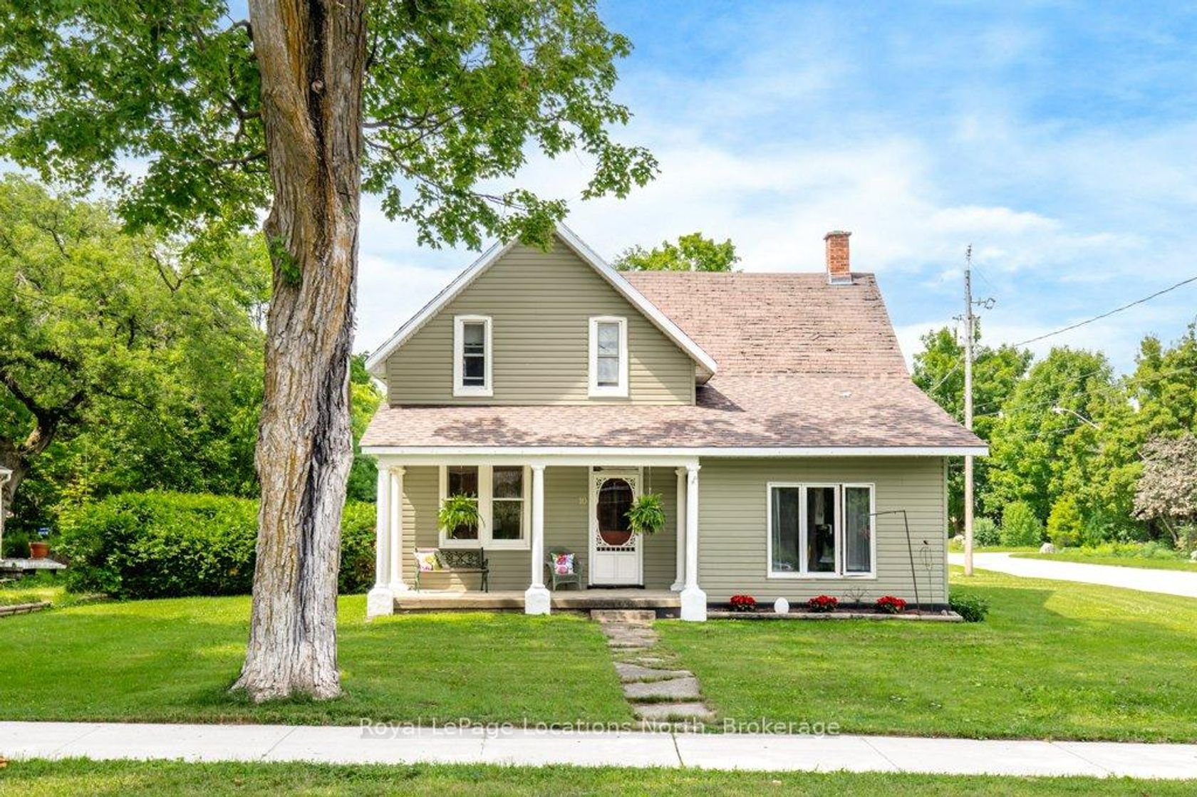 10 Wellington Street E, Creemore, Clearview photo number 2