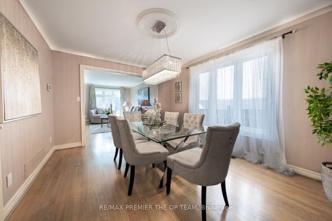 Photo 10 at 182 Clover Leaf Street, East Woodbridge, Vaughan