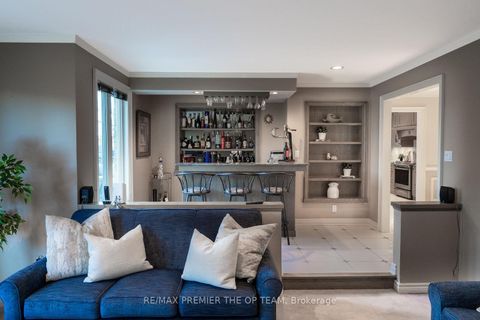 Photo 14 at 182 Clover Leaf Street, East Woodbridge, Vaughan