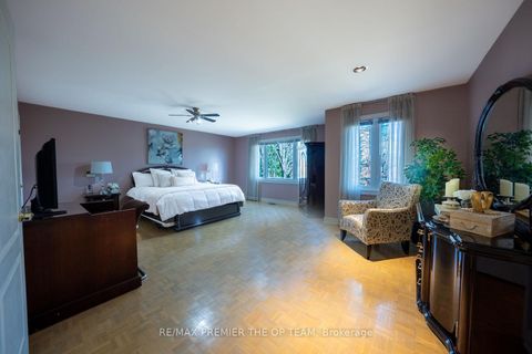 Photo 22 at 182 Clover Leaf Street, East Woodbridge, Vaughan