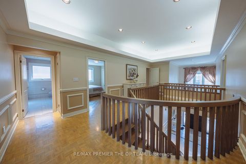 Photo 25 at 182 Clover Leaf Street, East Woodbridge, Vaughan